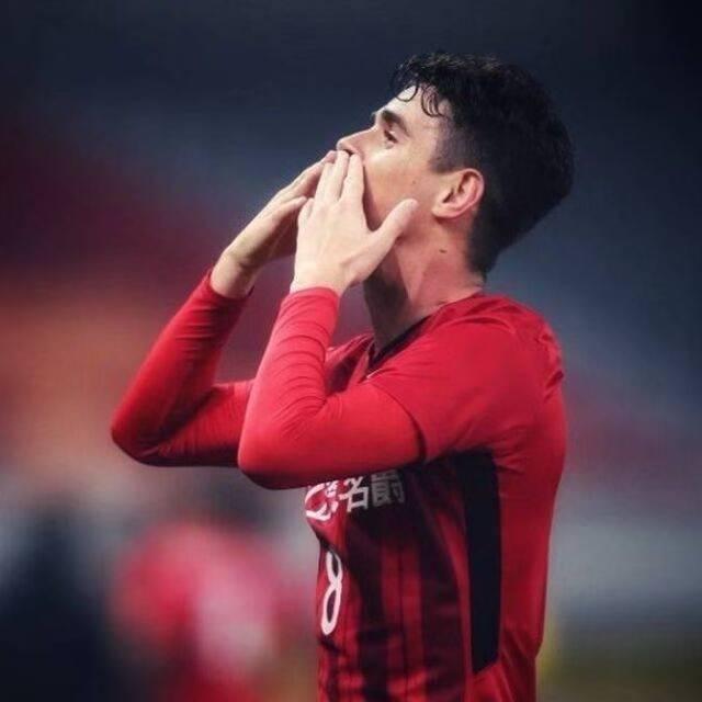 武磊若生在巴西能超越内马尔？最近前海港外援奥斯卡说，如果武磊生在巴西的话进球能