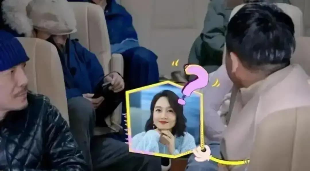 被朱丹当空气那天，徐志胜差点原地蒸发徐志胜丽江街头伸手打招呼，周一围朱丹擦