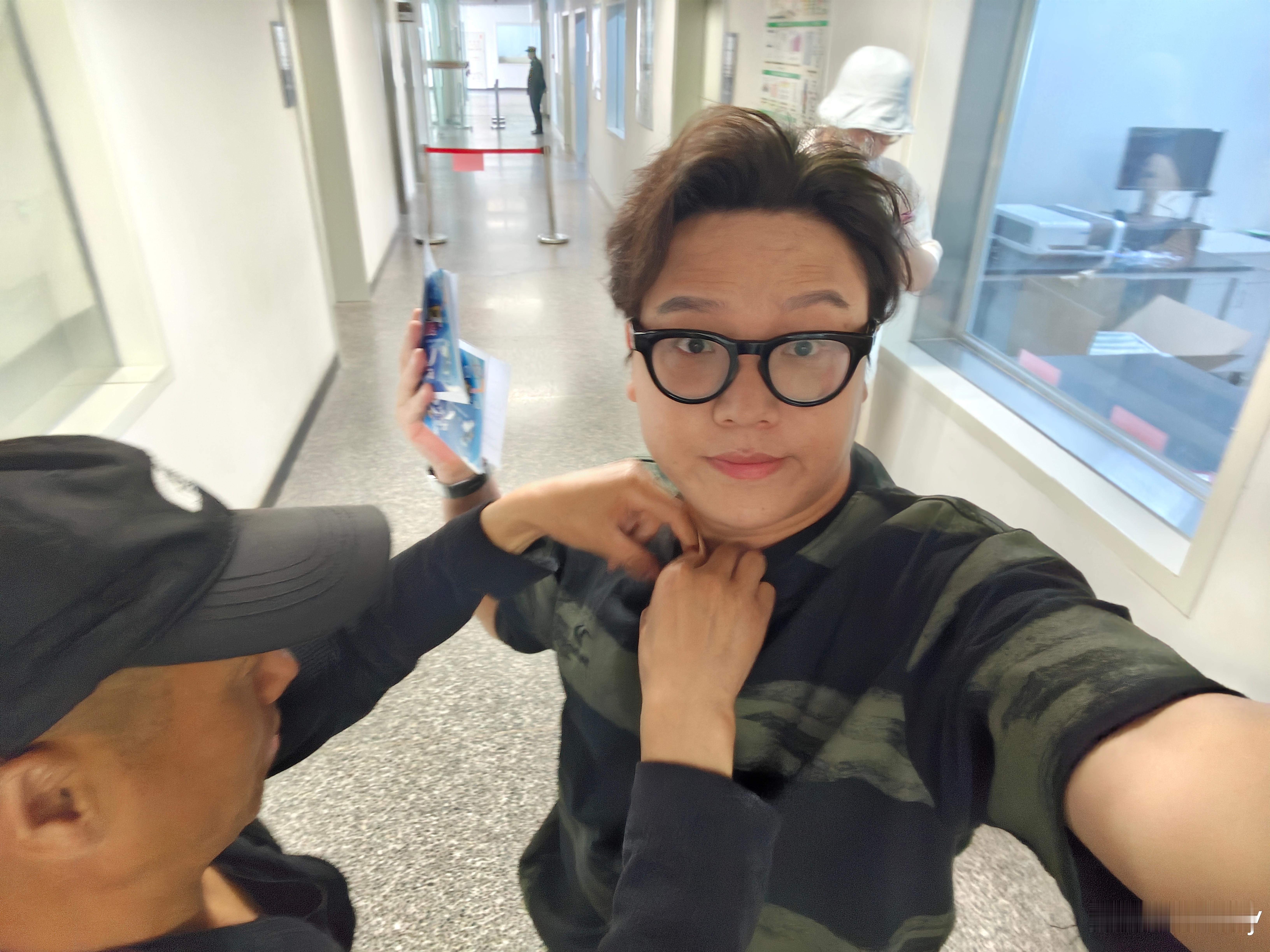 今天来中科院当主持人​​​