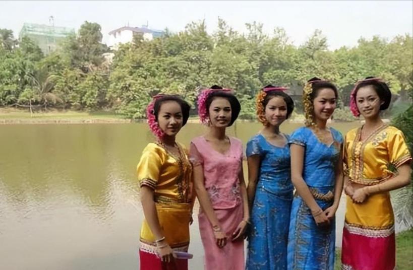 亚洲最穷的国家：人民币1块钱能顶3000，街头几乎看不见一辆汽车，任何一位中国游