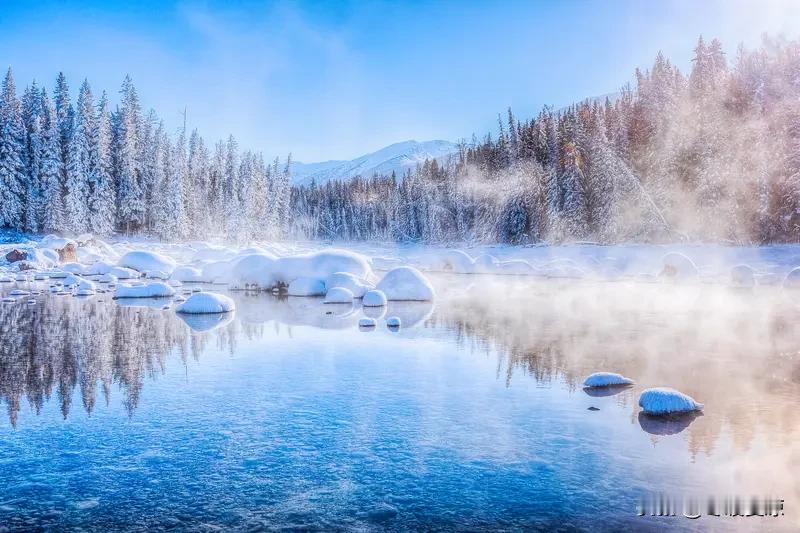 看到“冬去山明水秀”这个上联，一下子就感受到了冬春交替的美妙。上联描绘出冬天离去
