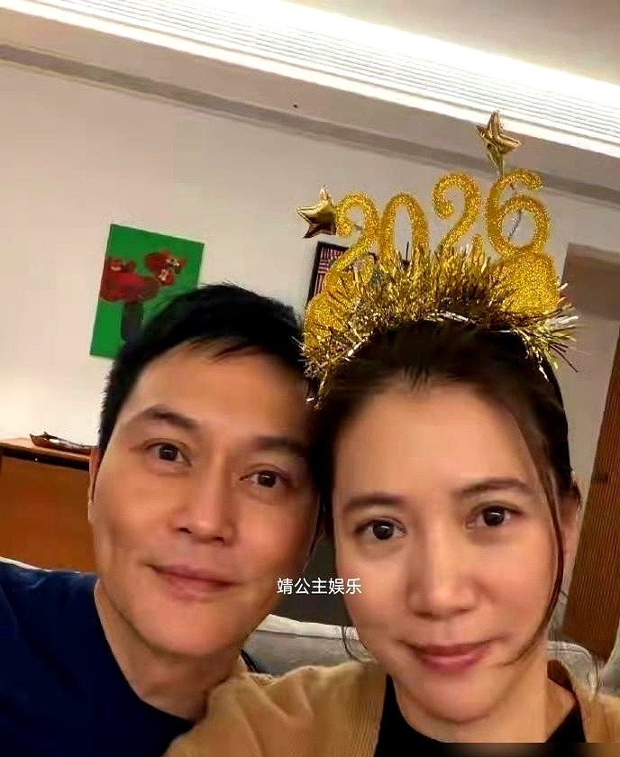 袁咏仪55岁生日，朋友送了个爱马仕蛋糕。网友评论区直接炸了：切这蛋糕，得先配货吧？这梗真不是空穴来风