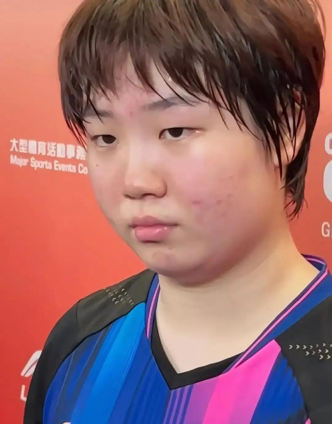 记者把蒯曼架火上烤：孙颖莎不在，对你夺冠是不是大利好？小姑娘直接一句“她不在