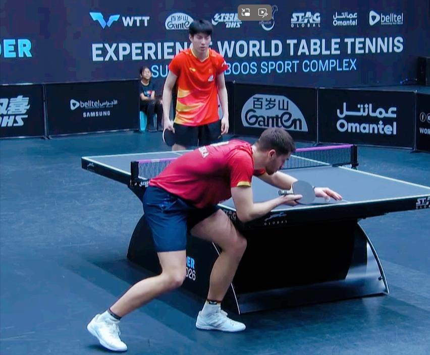 温瑞博16:14拿下关键一局，温瑞博优秀呀，顶级身高！顶级颜值！顶级打