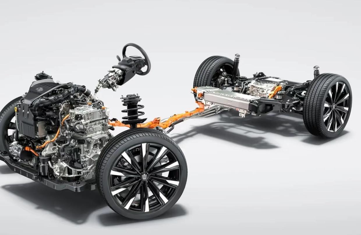 插混续航突破2000公里背后的技术革命插混车型续航突破2000公里，背后是发