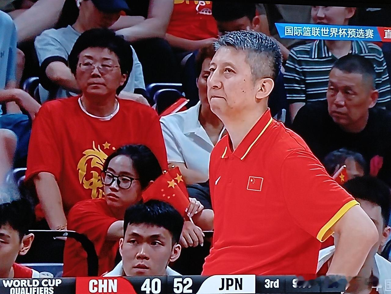 虽然体育频道解说嘉宾曾令旭，今晚表扬了高诗岩好几次，但是，我们可以看到，今晚中国