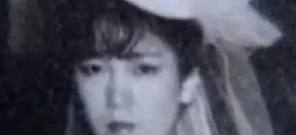 1988年3月，日本名古屋中川区公寓内，即将临盆的美律子，被人勒死，还惨遭剖腹取