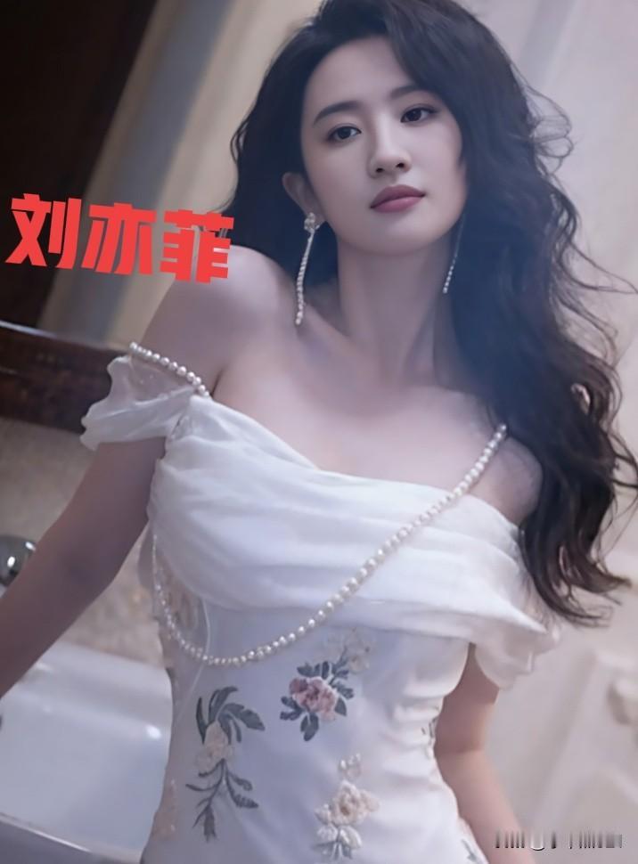 刘亦菲一袭白衣气质优雅性感妩媚让人眼前一亮美的不可方物女明星气质女明星