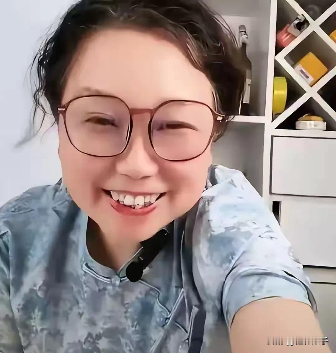 老杜咋越活越年轻了！内心真够强大的，声称之所以没有送孙女去景德镇，是高铁票