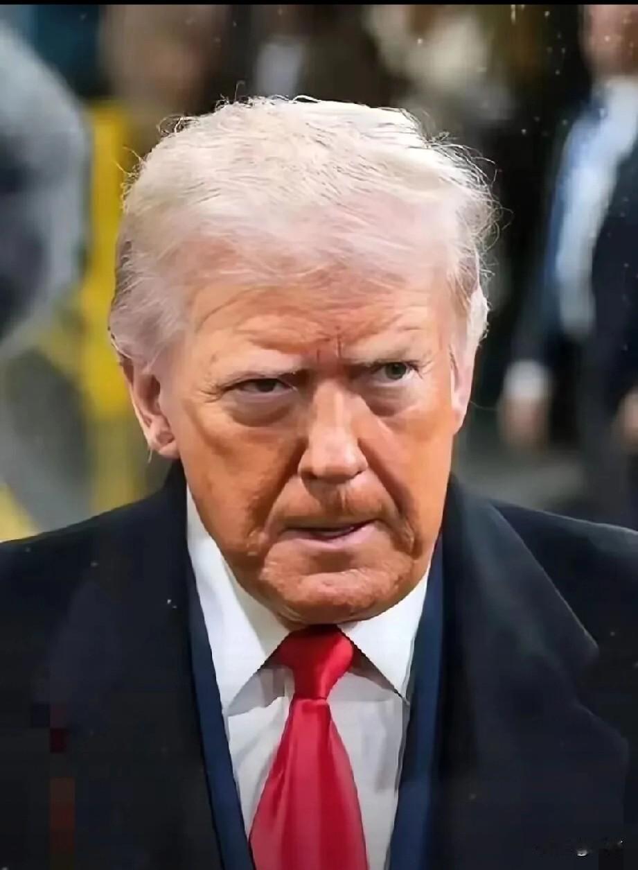美国又要撤军了？特朗普掀桌子，意大利这次扛不住2026年5月10日，特朗普亲