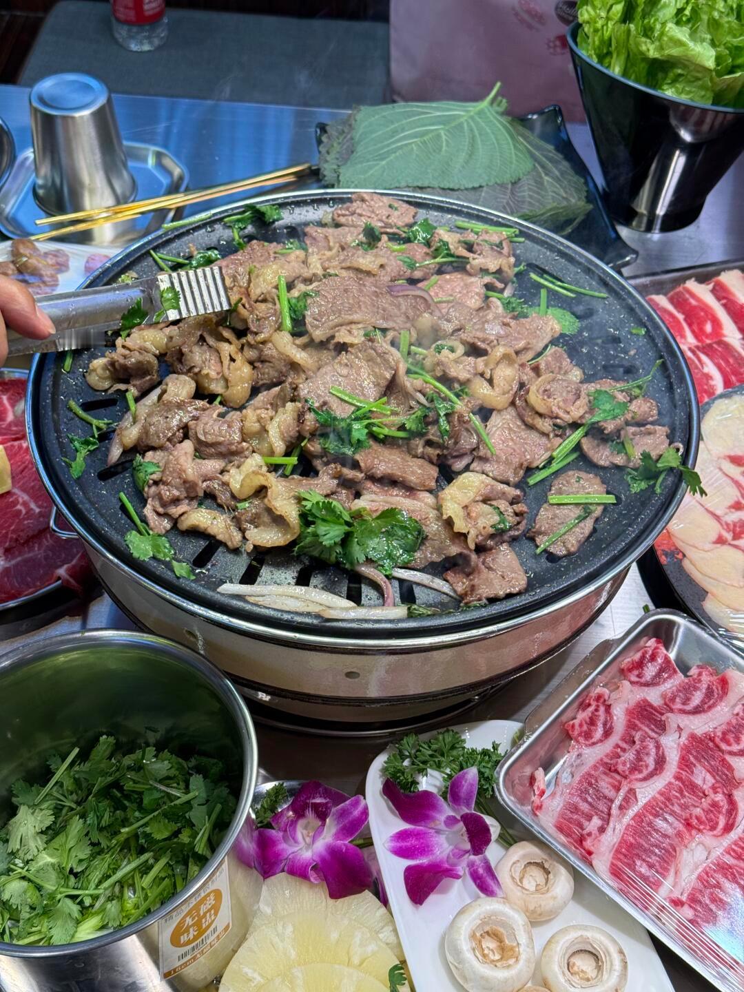 现在嘴里还有炙子烤肉味儿[doge]​​​