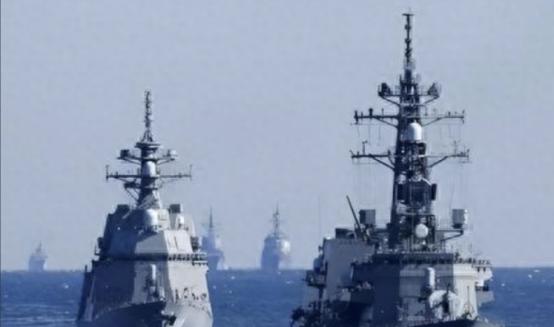 凌晨三点！钓鱼岛“肉搏战”，日本这次该疼了吧。12月2日凌晨三点，钓鱼岛海域被探