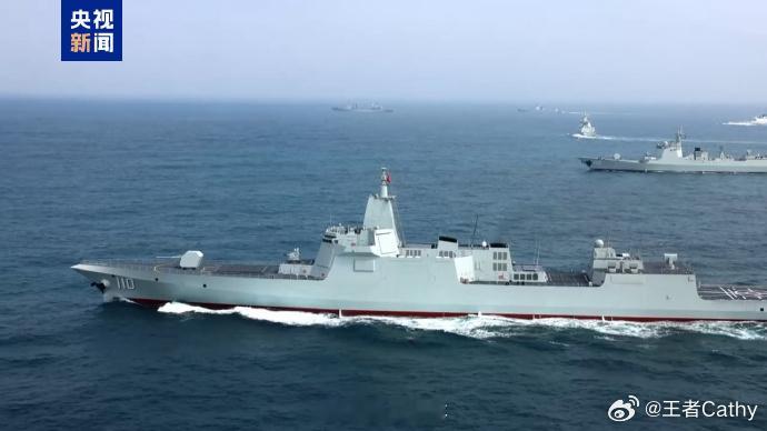 第34艘052D日喀则159舰首次训练便与刚服役万吨大驱110号安庆舰联合训练！