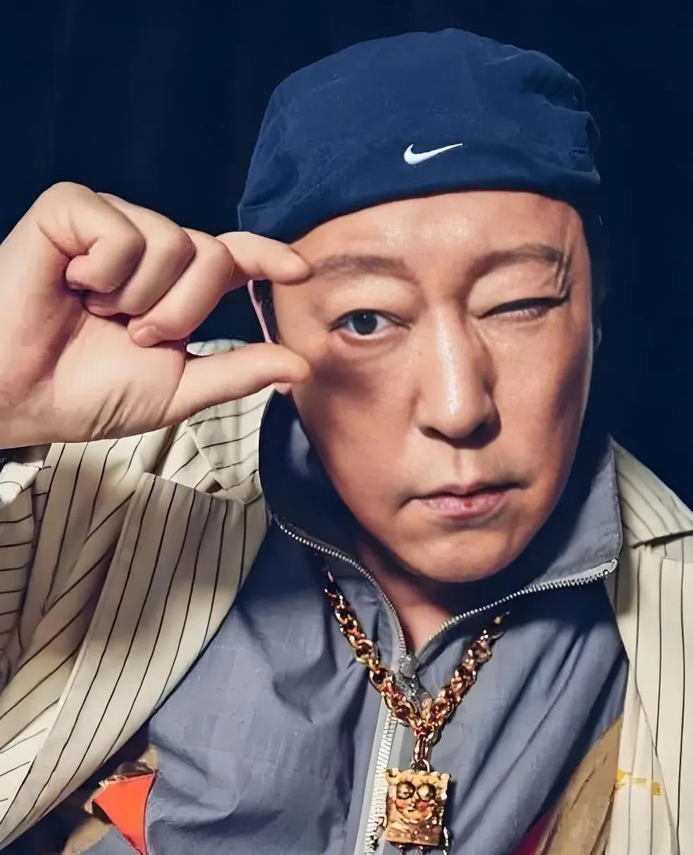 封二天天算计想占便宜，我忍了，费文典瞻前顾后错失绣绣，我也忍了，可我最受不了