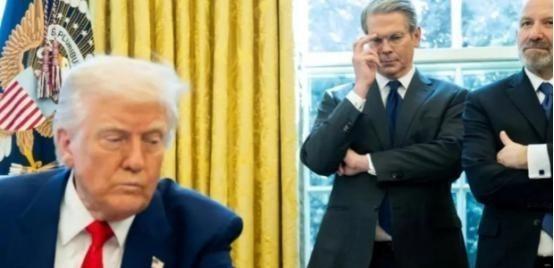 为何中国不能一下把美债全卖了？就这么说吧，中国今天敢全抛售，明天中美就有可能开战