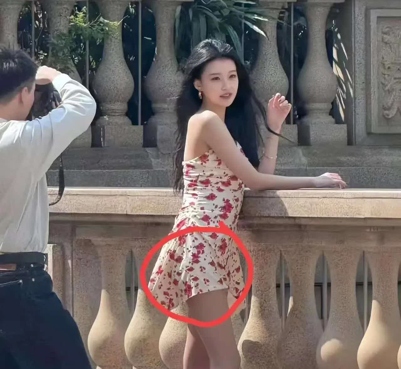 董子健估计脸又黑了！他翻来覆去想了一夜！为什么离婚后的孙怡越来越性感，而