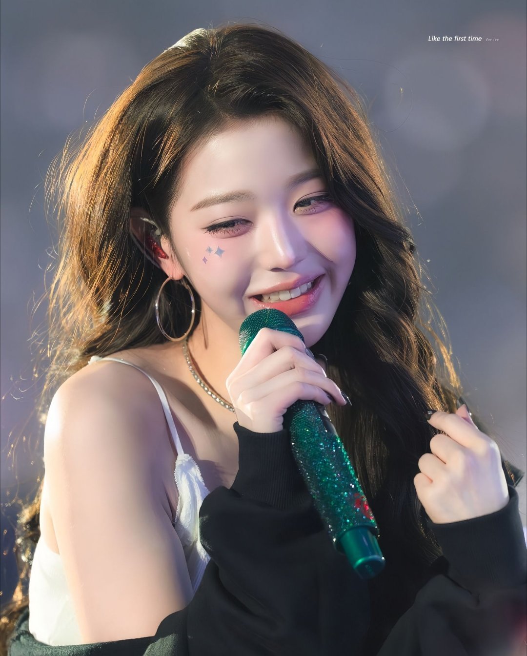 喜欢这样肉肉的脸蛋张元英好有诱惑力