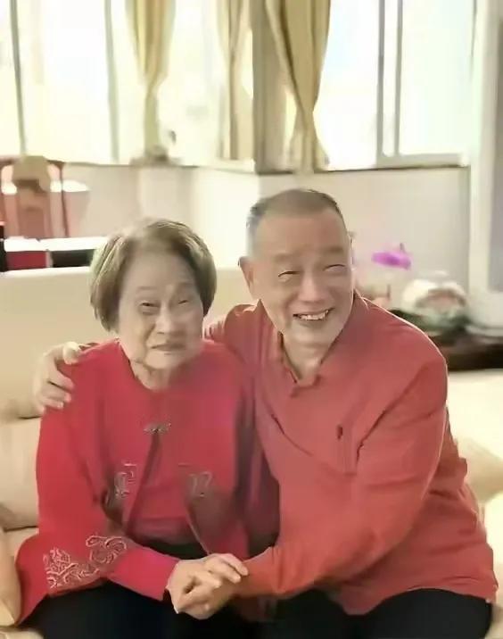 当年厦门远华走私案首犯，原厦门海关关长杨前线服刑25年后，已于4月27号刑满释放