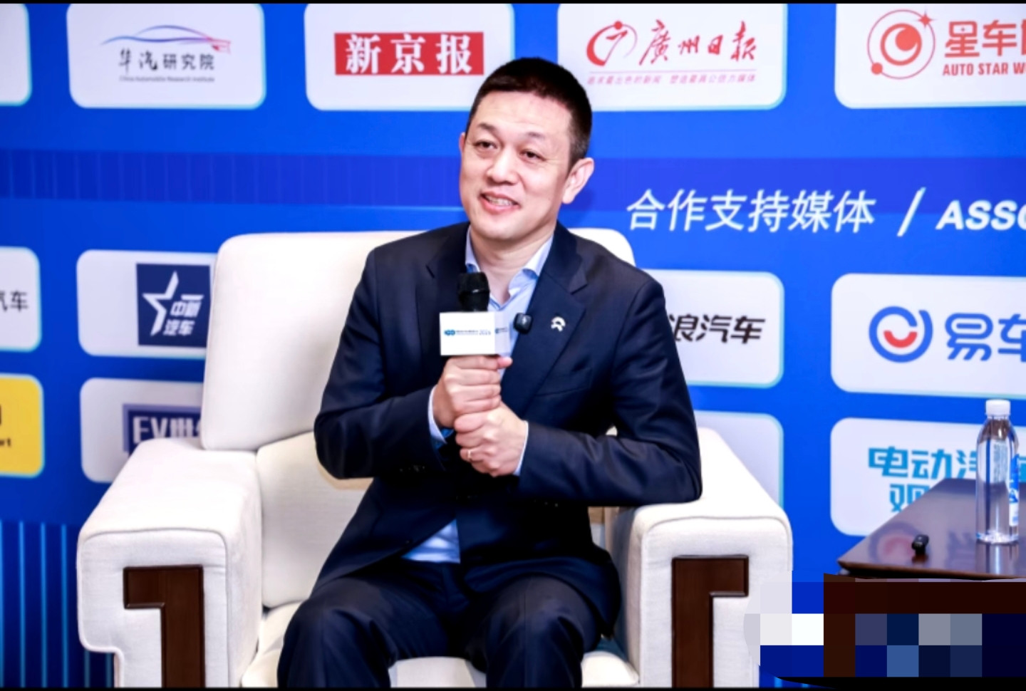 蔚来汽车李斌这次的主张挺好