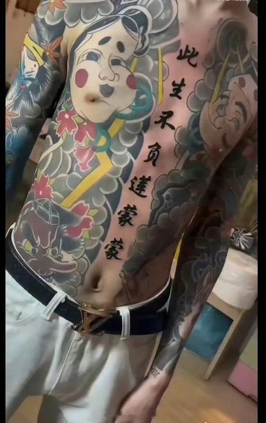 太帅了我就想嫁这样的男仔流汗黄豆的瞬间​​​