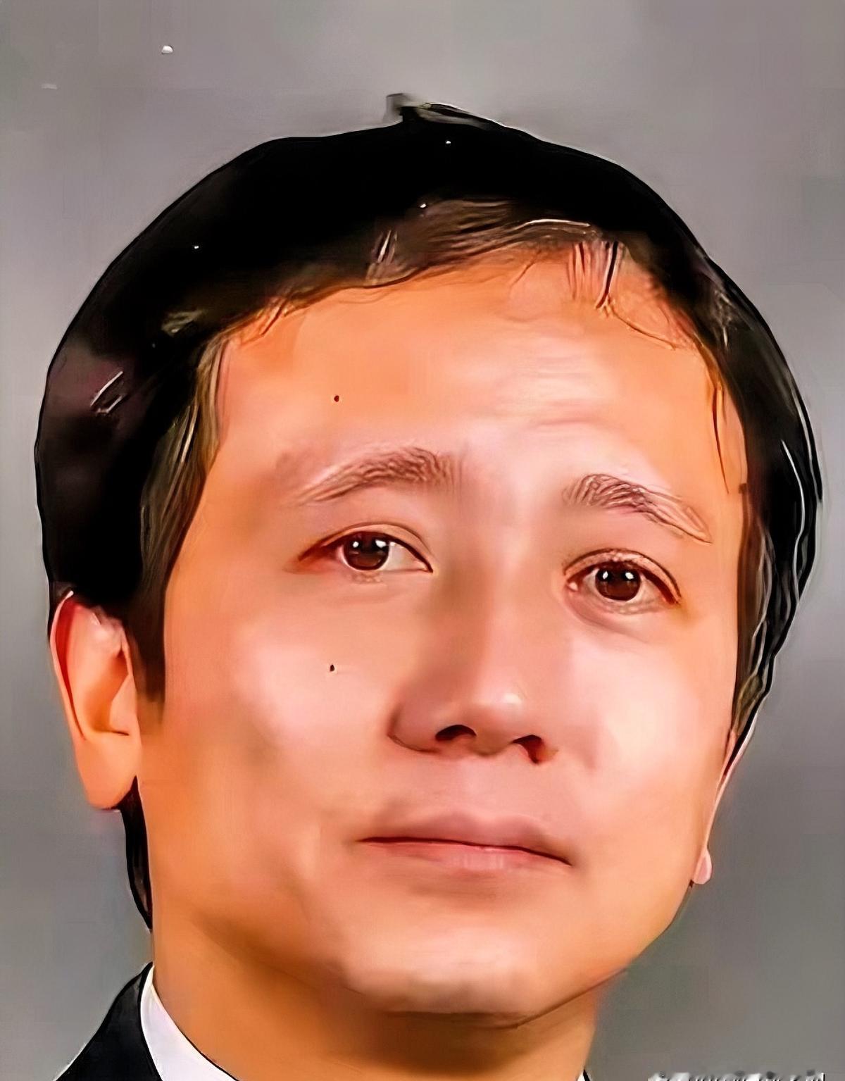 高校请来的“嘉宾”，竟是支持恐怖活动的教授？中南大学法学院刚删掉的讲座海报，