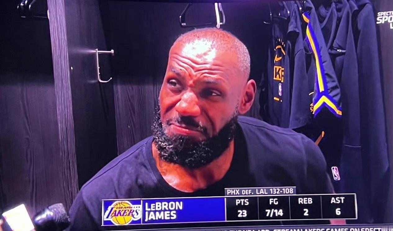 詹姆斯与乔丹的GOAT之争，绝非空口无凭！詹姆斯超越乔丹总得分时，出手次数少