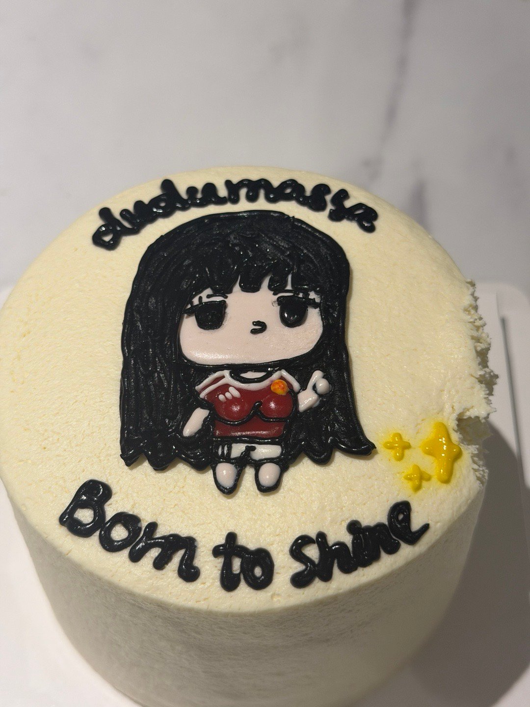 收到了利物浦球迷送的蛋糕，这个设计我真是服了