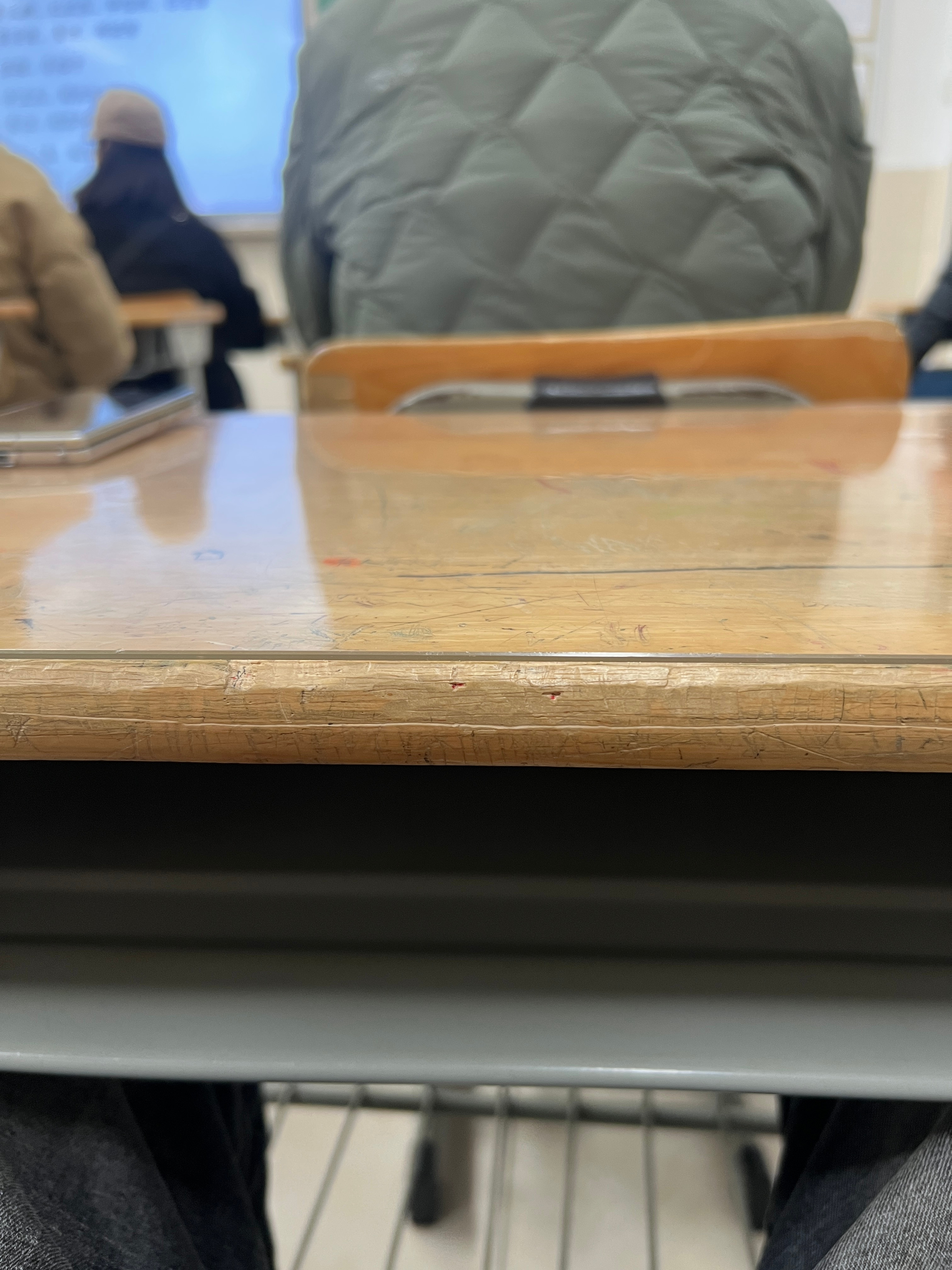 老师说，寒假是孩子们弯道超车的好机会，我心里咯噔一下，我昨天刚跟姑娘说，寒假是上