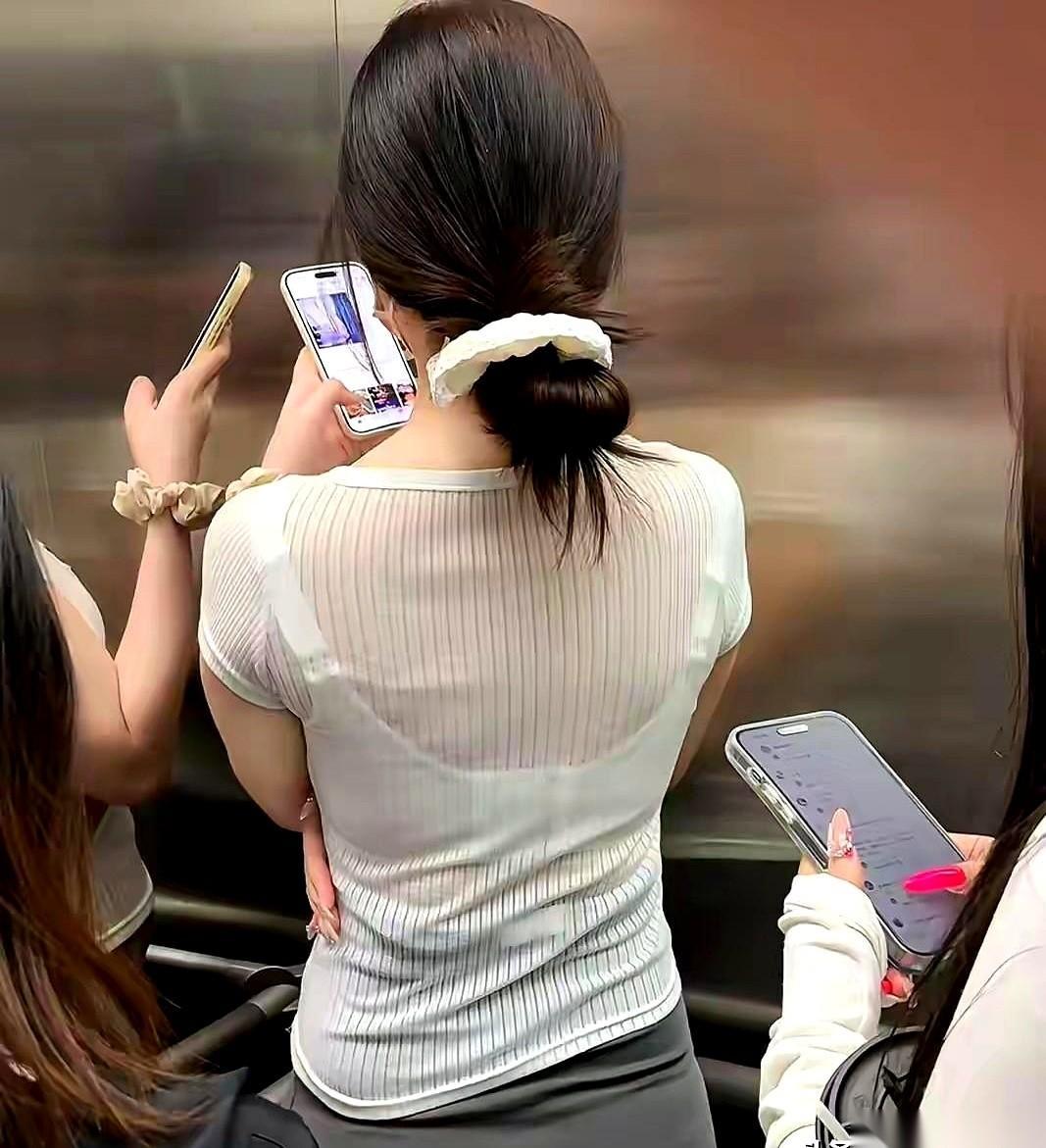 我就问一句，现在真心想认识一个人，怎么就这么难？不是那种“哥哥你好帅”的油腻搭