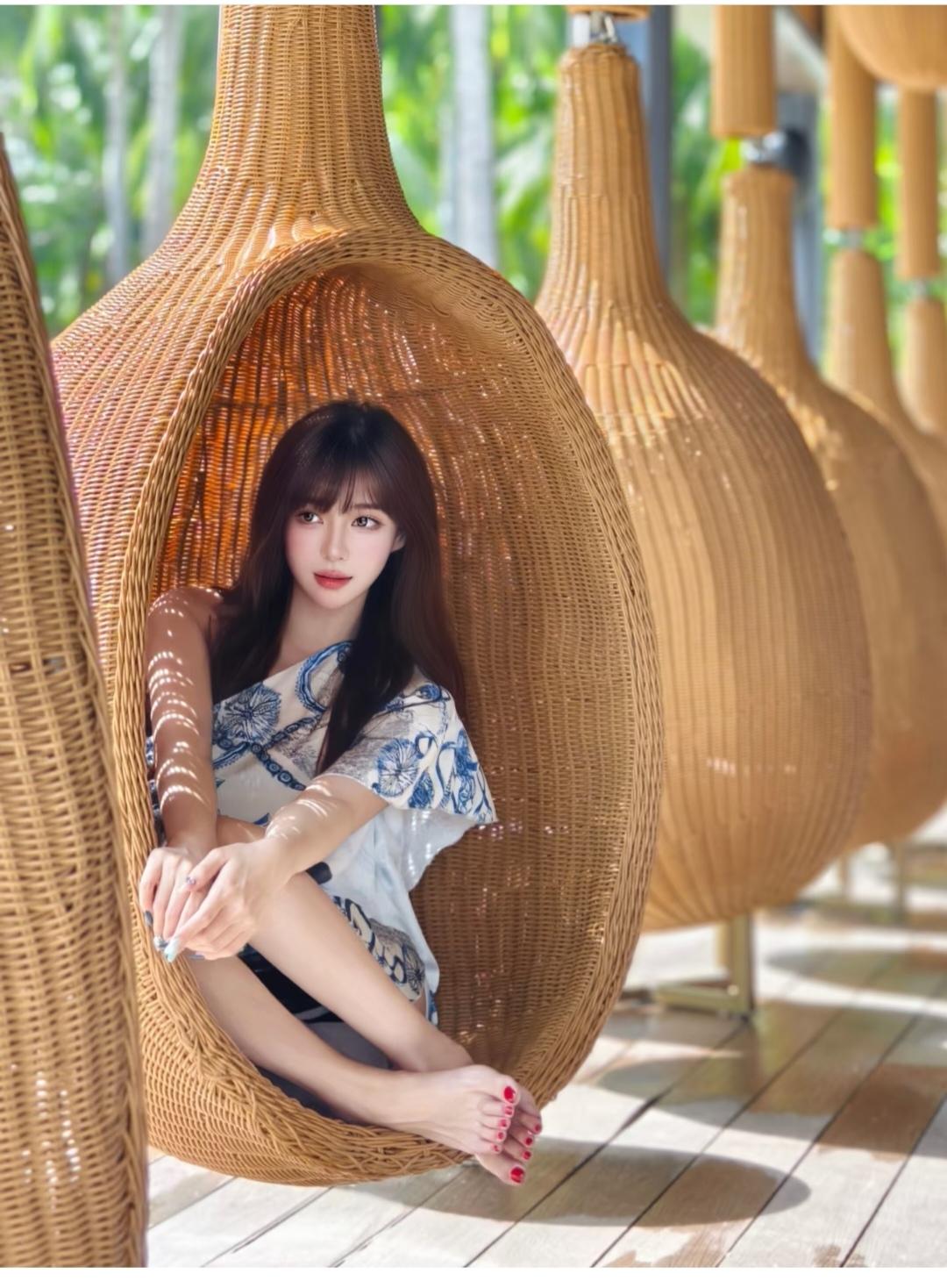 整齐的脚趾头，看起来好可爱。