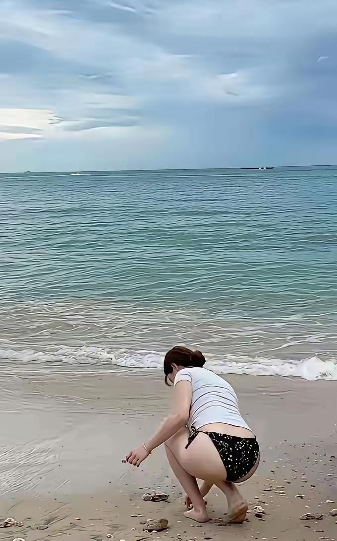 谁没羡慕过别人的生活？可真相是，大多数人都在演“岁月静好”，背后的苦只有自己扛！