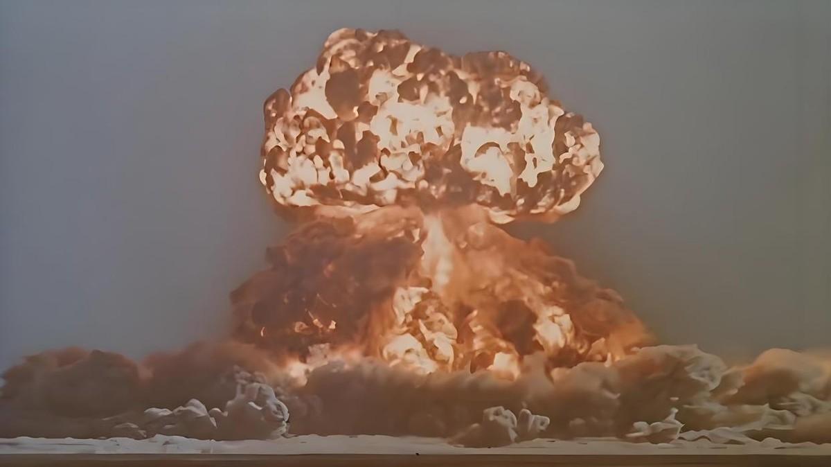 如果中日战争爆发，我们能不能一天拿下日本？日本军力不能小看。2025全球火力指