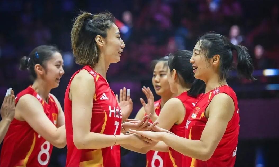 中国女排10大攻手，累计得分榜.统计如下，龚翔宇第3，王奥芊第7我认为，这份