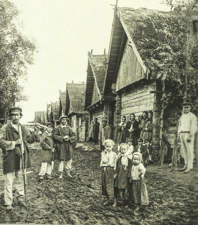 一战爆发前的沙俄帝国，算是俄罗斯历史上的巅峰了。如果没有1914年那场一战，