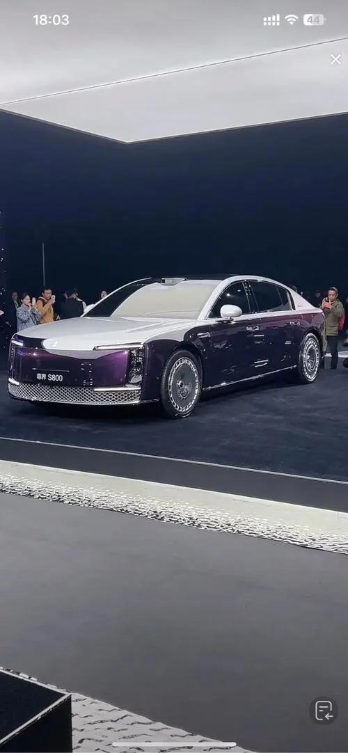 尊界s800与劳斯莱斯的豪华各有什么特点？一、尊界S800与劳斯莱斯的豪华性质