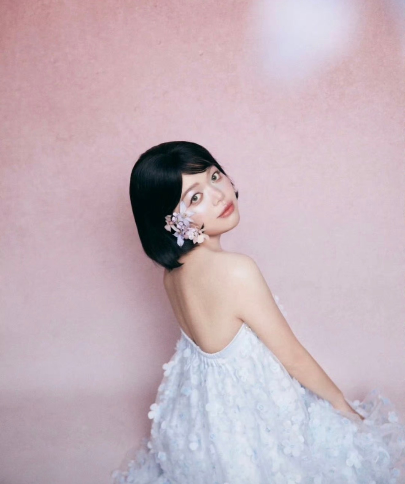 赵露思给厚本画的妆容有一种把厚本画成赵露思的感觉