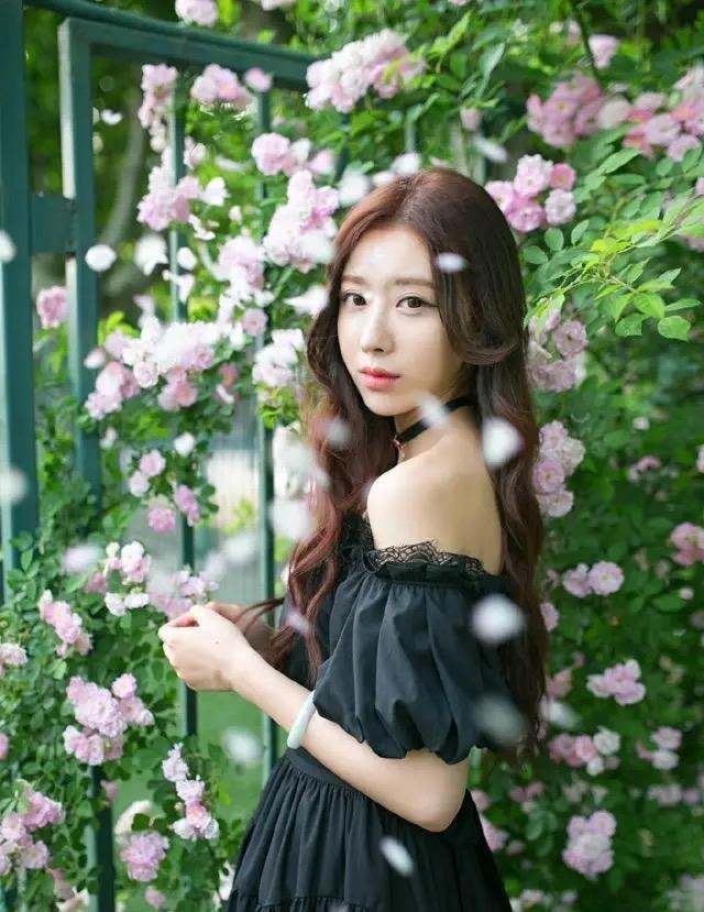 父母帮忙还房贷，儿媳妇却感觉很憋屈。儿子买房，父母帮忙拿了首付，父母体谅儿子不