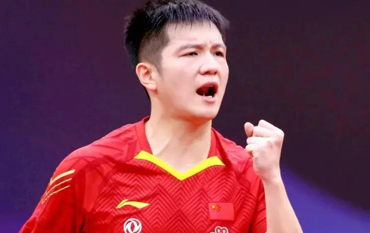 1，刘国梁（原中国乒协主席）2，刘嘉（王励勤妻子）3，樊振东（跟大力亦师亦友