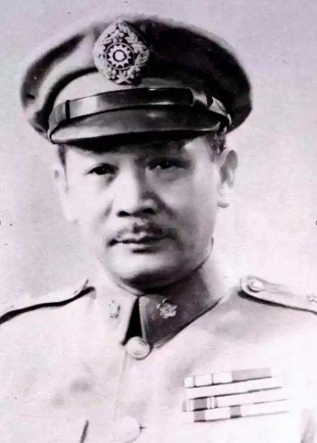 张发奎口述中，他对蒋介石的评价堪称字字诛心。“蒋先生失去大陆的主要原因是：大多