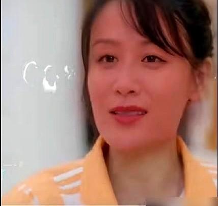 “女儿只会越来越漂亮。”田亮一条动态，直接把森碟送上热搜。当初网友揪着森碟下