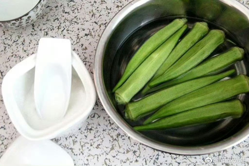 糖尿病的克星—秋葵六角豆（Bhindi）的另一名称为“秋葵”、或“羊角豆”。六角豆对糖尿病的治疗，非