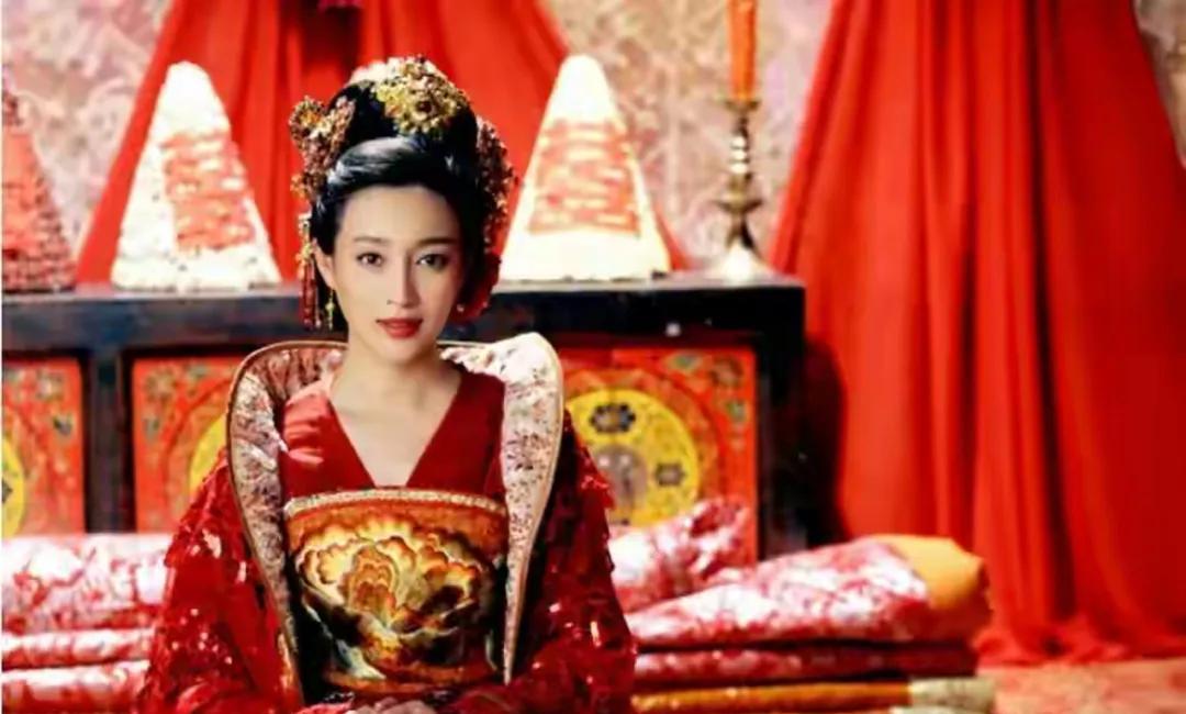 北齐开国皇帝高洋死后，弟弟高湛继位，却对高洋最宠爱的皇后李祖娥说：想让你的孩子活