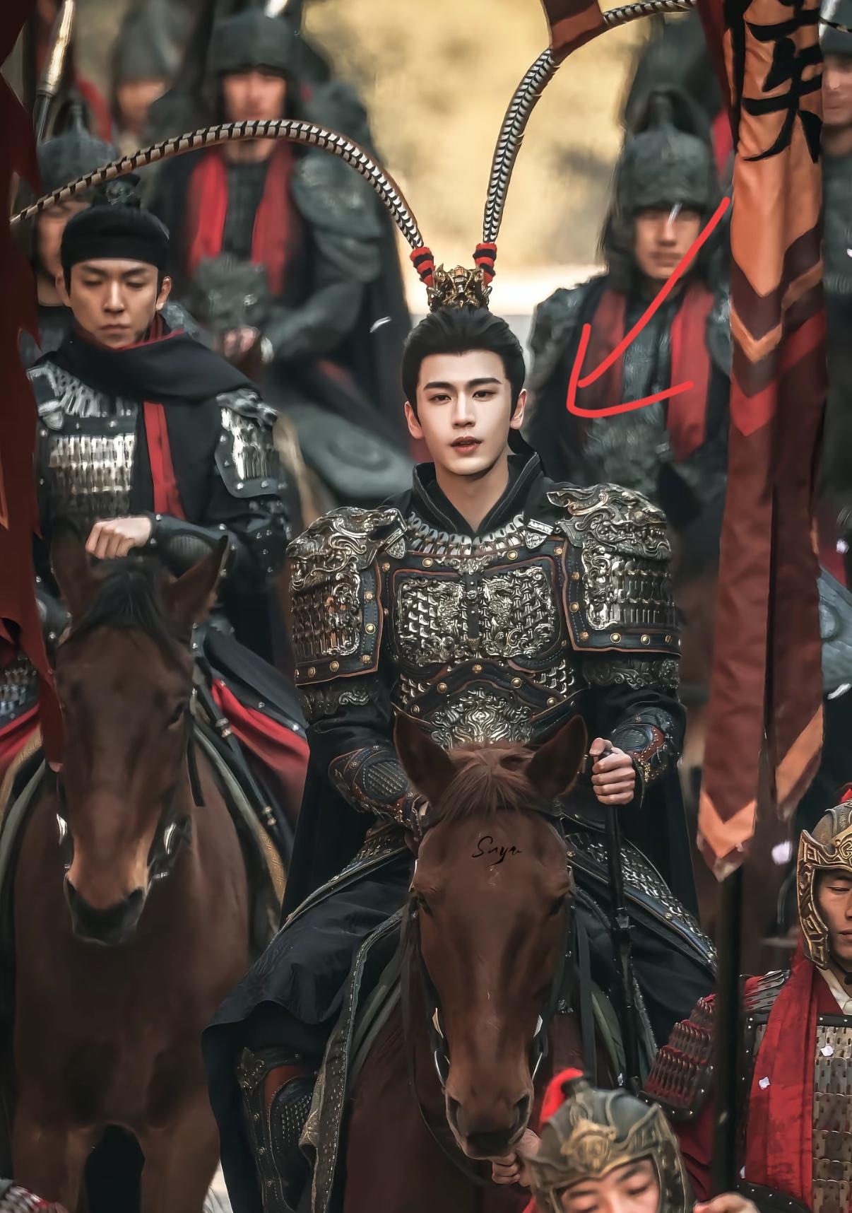 万万没想到！当年把内娱骂得一文不值的人，如今自己却成了圈内人！这剧情