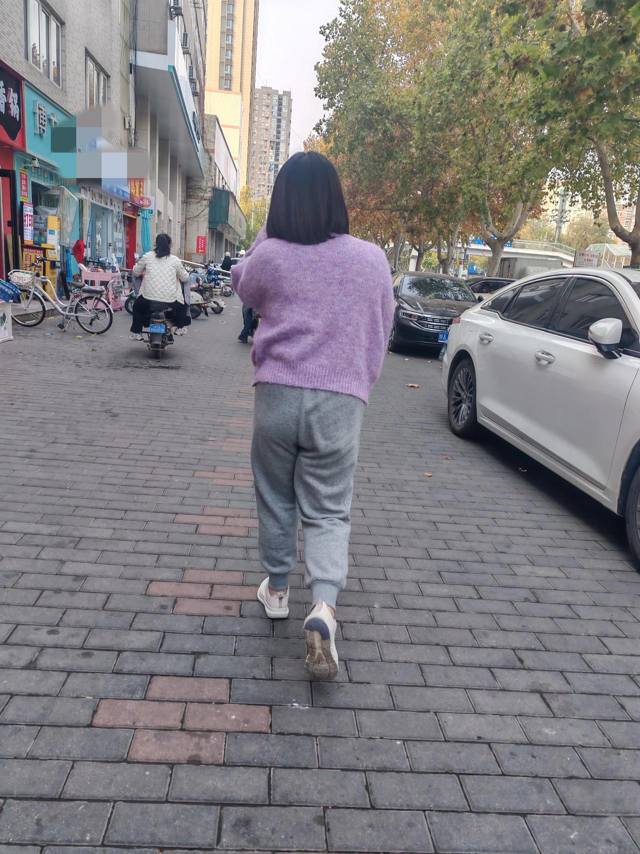 女人不要动不动就把离婚挂嘴上一不小心弄假成真刘婶家的二妮嫁了一个技术工，男方