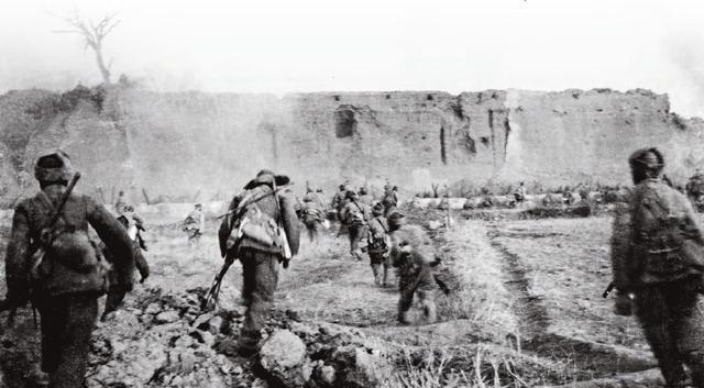 解放战争时，郑维山收到一封令人惊恐的电报,电文说：“中央军委并告郑维山，郑维山擅