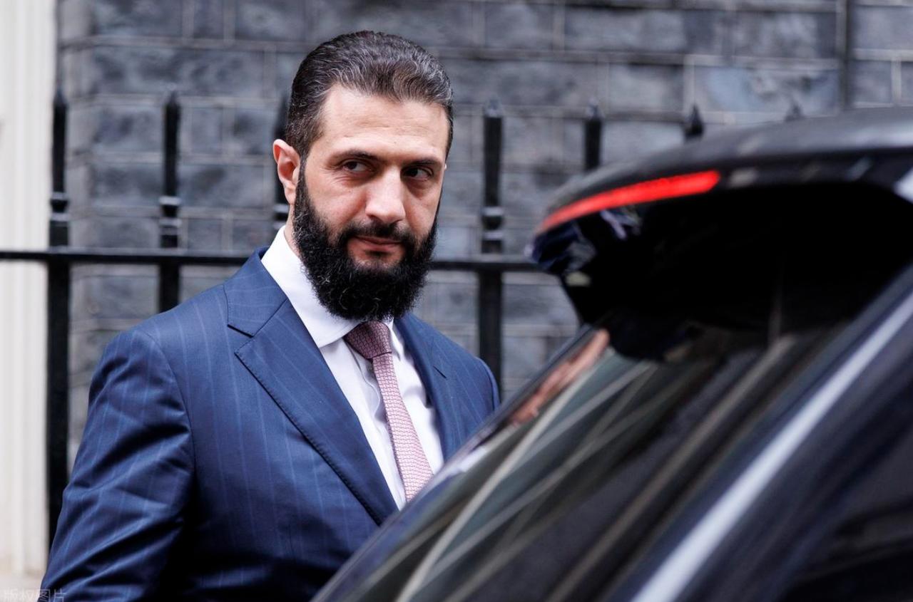 终于摊牌了，叙利亚无视西方警告，朱拉尼要跟内塔尼亚胡算总账！4月17日