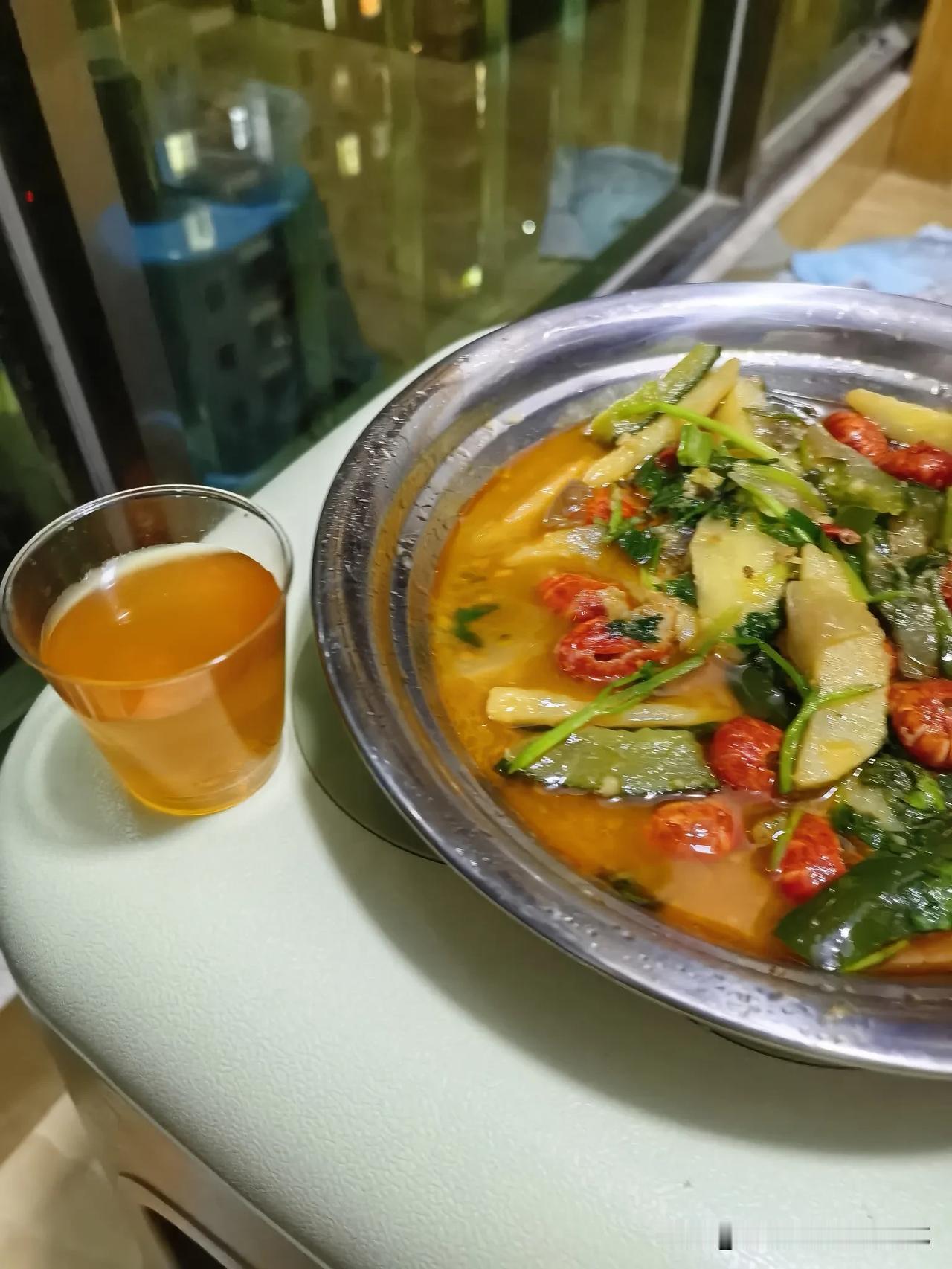 今年中秋节是我结婚以来过得最舒服自在的！不用回婆家过那个没有任何温度的节日，娘家