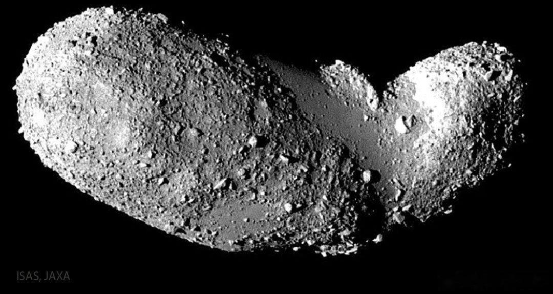 糸川光滑平原之谜：宇宙“地震”如何打磨小行星。当日本的“隼鸟”探测器首次接近直径