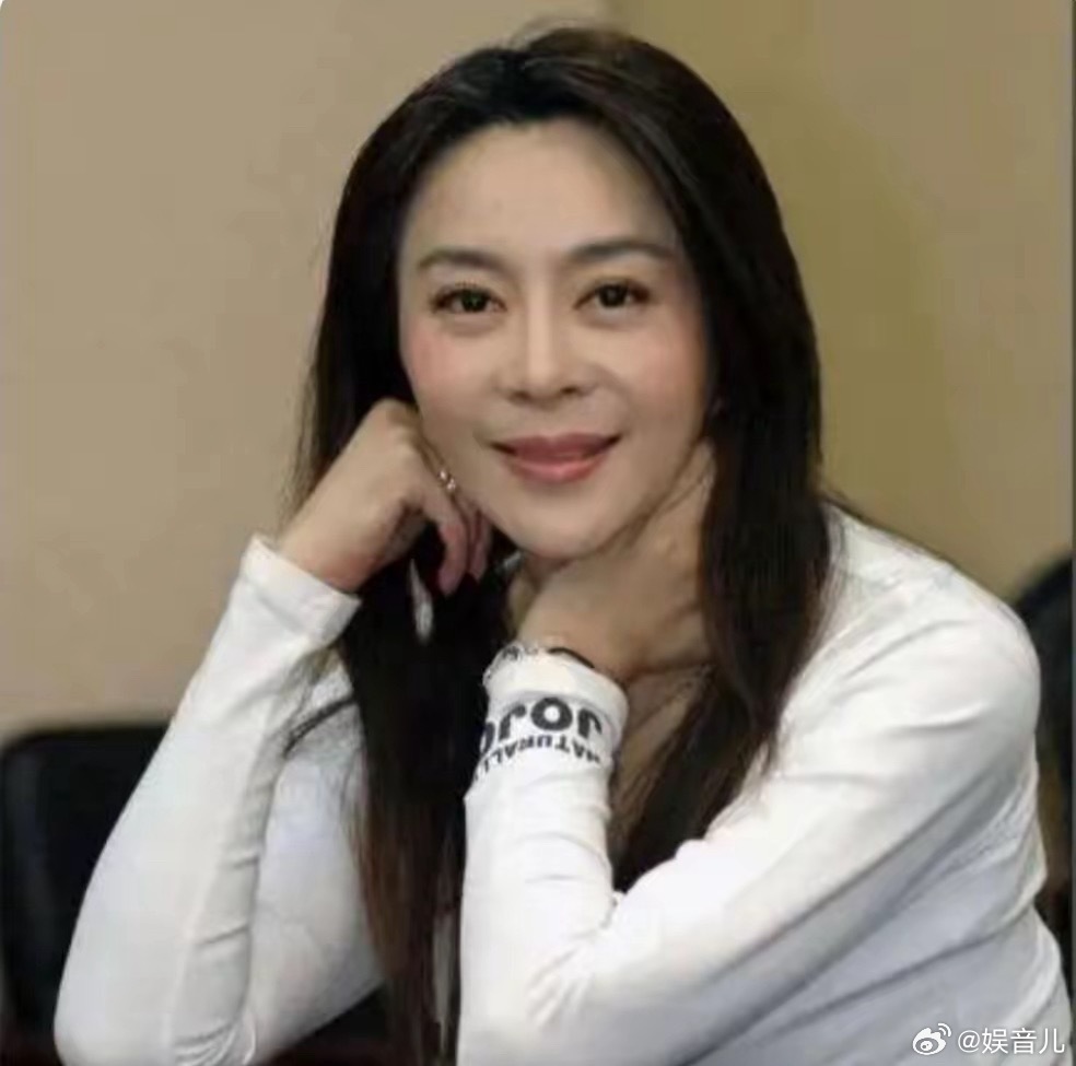 刘德华唯一公开爱过的女人，喻可欣，爱了他半辈子，如今却孤身一人没人娶。当年爱得死