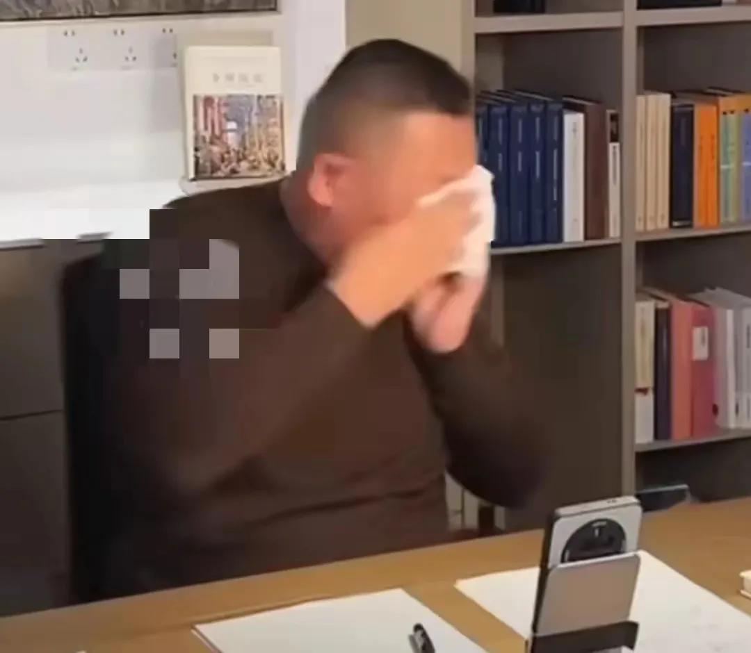 于东来令人心疼，柴怼怼禁言后举动让人难接受，网友评论引热议于东来是大家非常喜